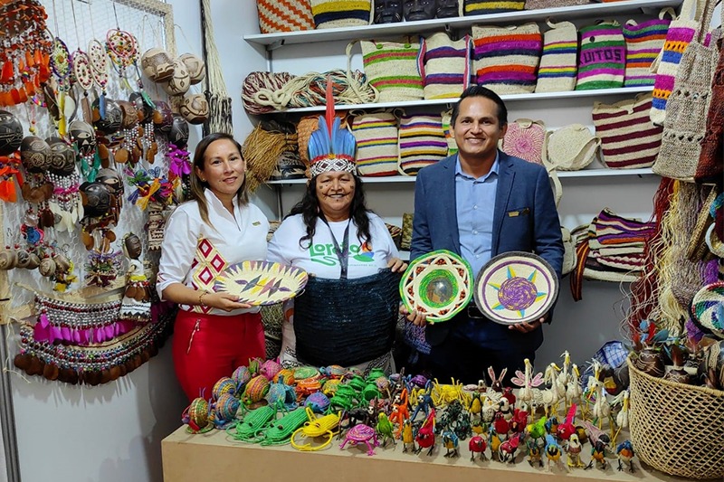 Traditional craftsmanship in the Peruvian jungle